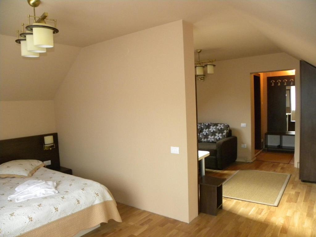Hotel Casa Enescu Bran  Zimmer foto